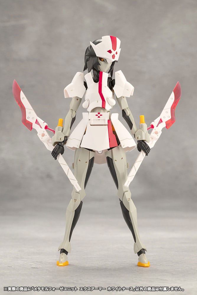 Unlimited Universe Megalomaria Modellkészlet Metamorphose Unit Exarmor White Nurse 16 cm