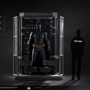 x qs tdkbatmanstatue ulted z