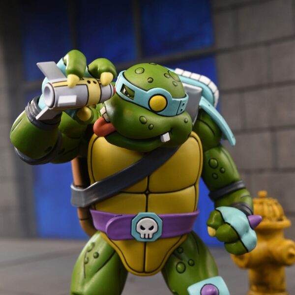 x neca54379 01 g