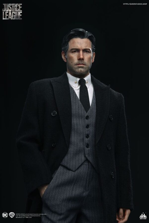 x qs justiceleaguebrucewayne g
