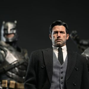 x qs justiceleaguebrucewayne s