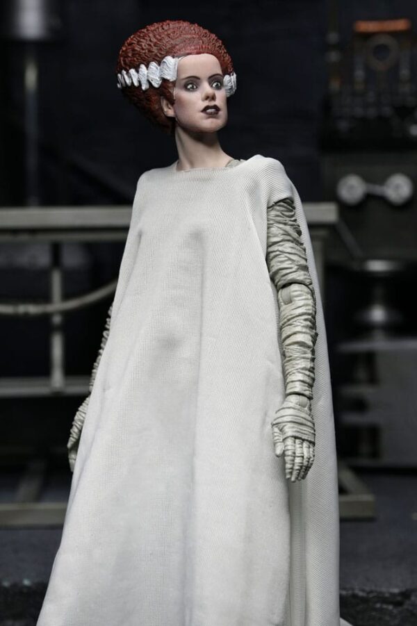 x neca04746 01 g