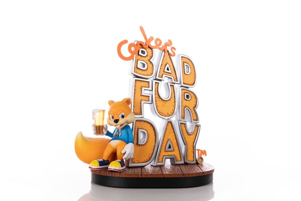 Conker´s Bad Fur Day Szobor Game Cover Exkluzív Kiadás 45 cm