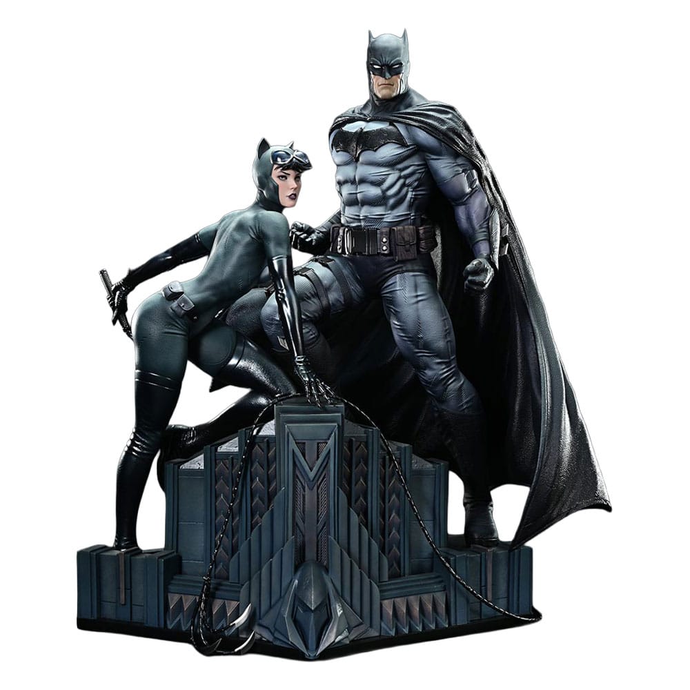 DC Comics Ultimate Prémium Masterline Series Szobor 1/4 Batman & Catwoman (Concept Design by Clay Mann) 56 cm
