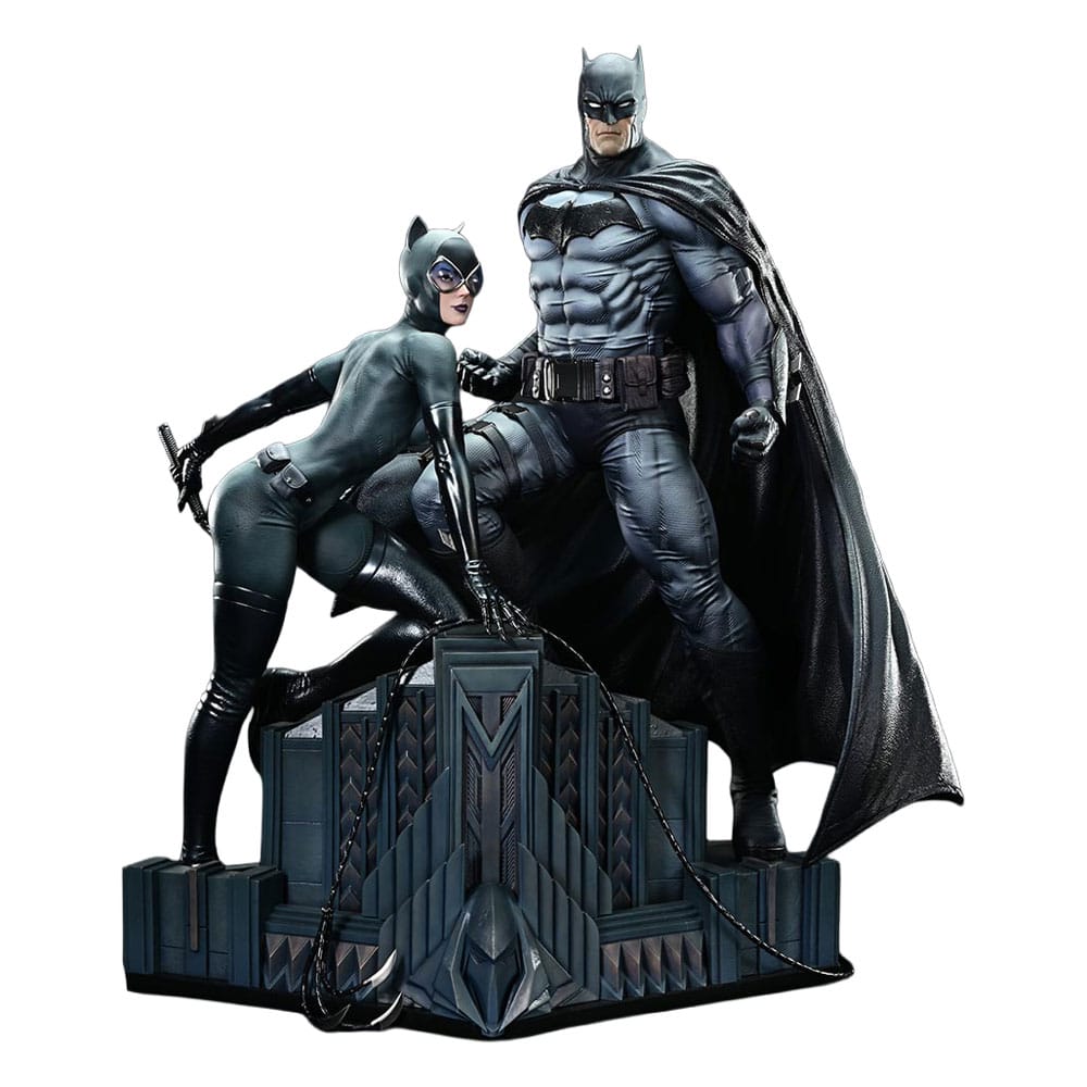 DC Comics Ultimate Prémium Masterline Series Szobor 1/4 Batman & Catwoman (Concept Design by Clay Mann) Bonus Verzió 56 cm