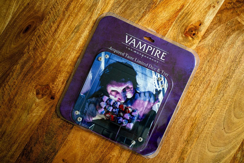 Vampire: The Masquerade 5th Kiadás RPG Acquired Taste Limitált Dobókocka & Tray Accessory Csomag