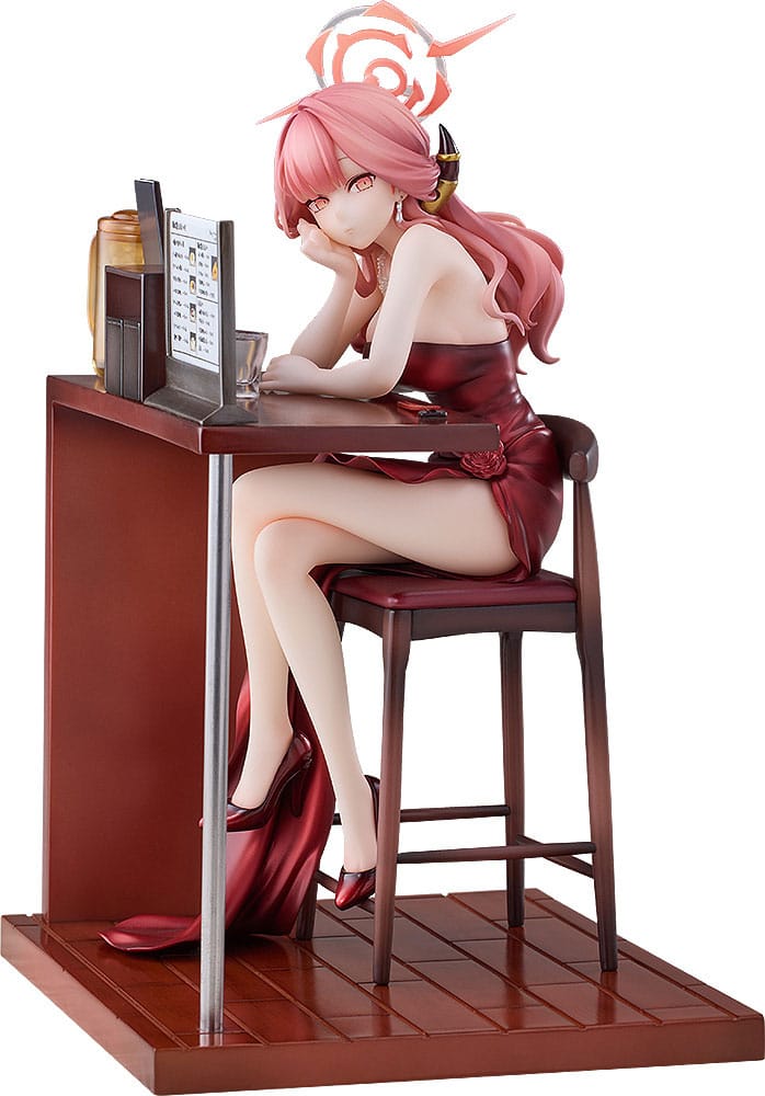 Blue Archive PVC Szobor 1/7 Aru (Dress): Memorial Lobby Ver. 23 cm