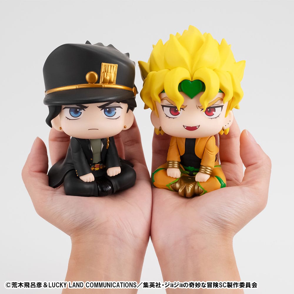 JoJo´s Bizarre Adventure Part 03: Stardust Crusaders Look Up PVC Szobor Jotaro Kujo & Dio 11 cm ( Ajándék)