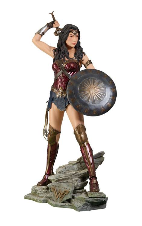 Wonder Woman Életnagyságú Szobor Wonder Woman 224 cm