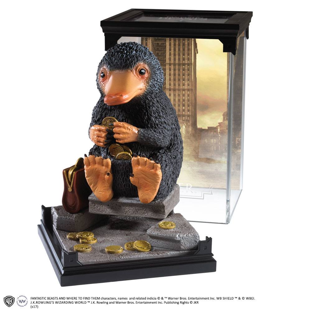 Fantastic Beasts Magical Creatures Szobor Niffler 18 cm