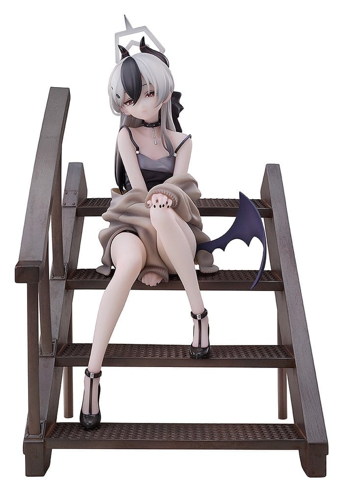 Blue Archive PVC Szobor 1/7 Kayoko (Dress): Memorial Lobby Ver. 22 cm